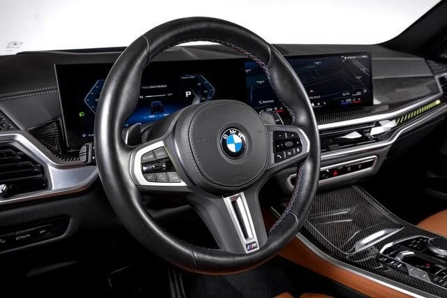 Used 2025 Black Sapphire Metallic BMW M60i image 35
