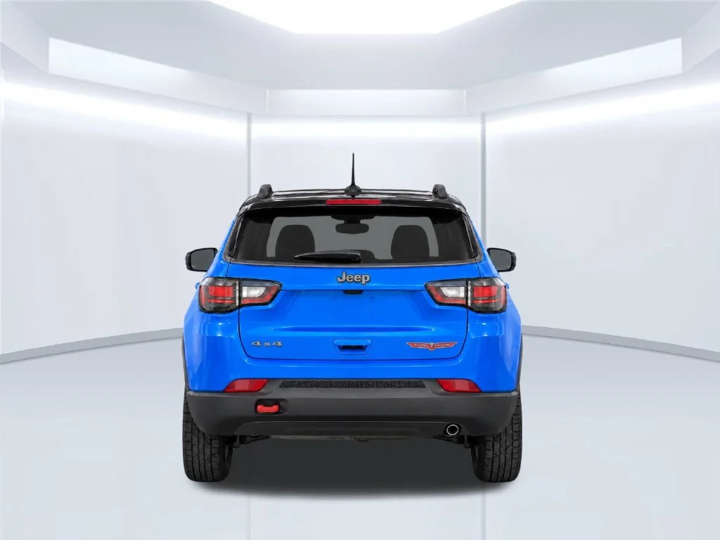Used 2022 Blue Jeep Trailhawk image 9