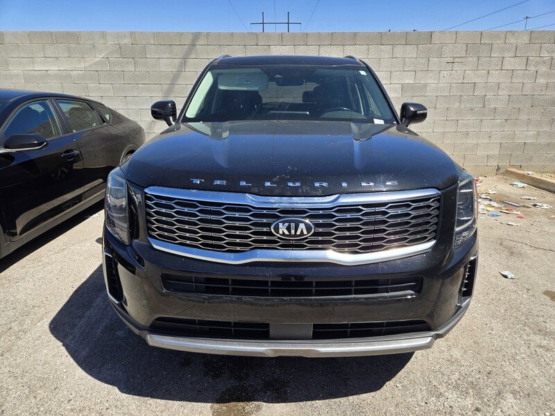 Used 2020 Black Kia S image 3
