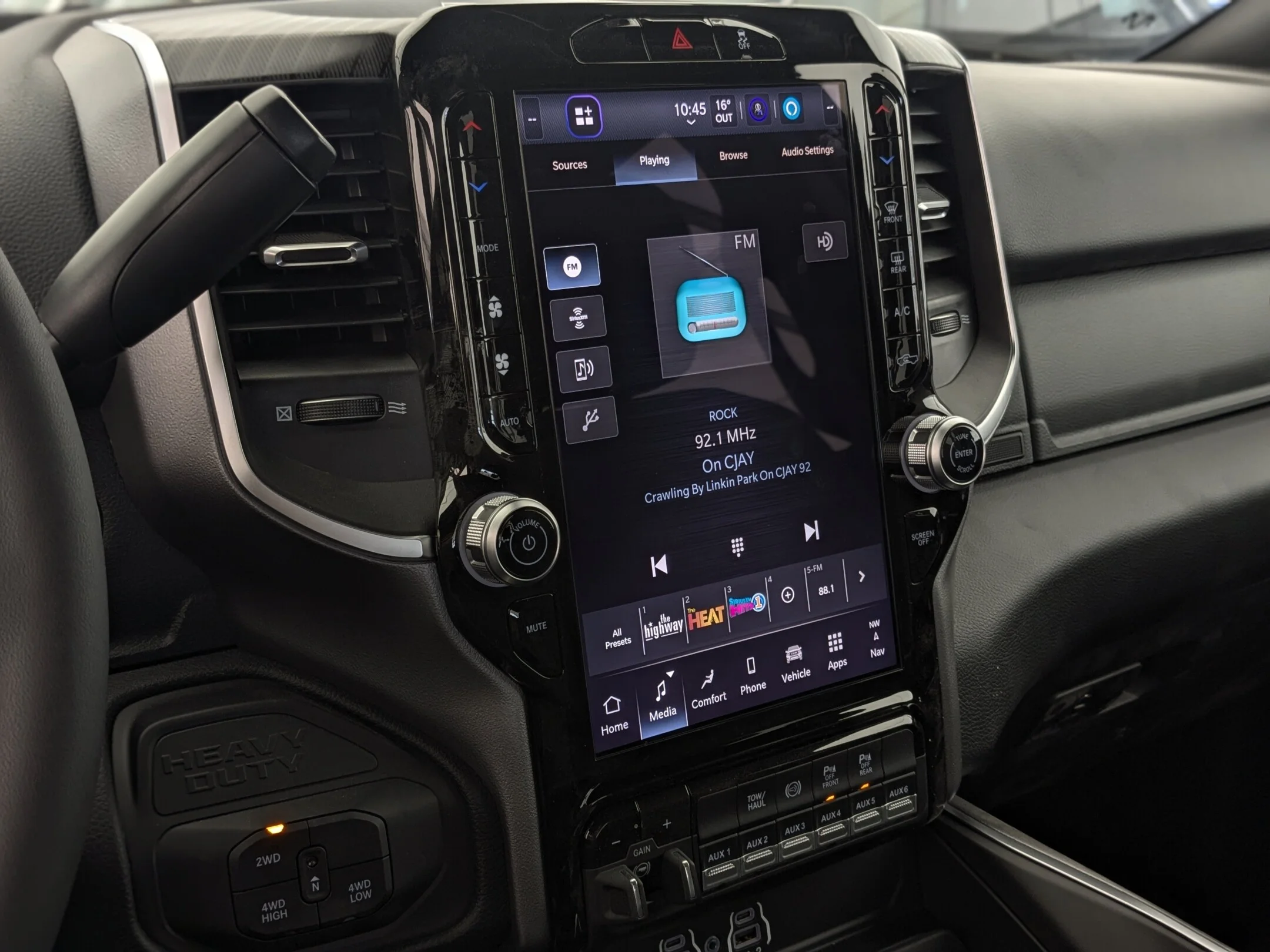 New 2026 Black RAM Big Horn - - Level 1 Plus Grp - Sport Appearance Pkg - 5th Wheel/Gooseneck Prep - NAV & More! image 21