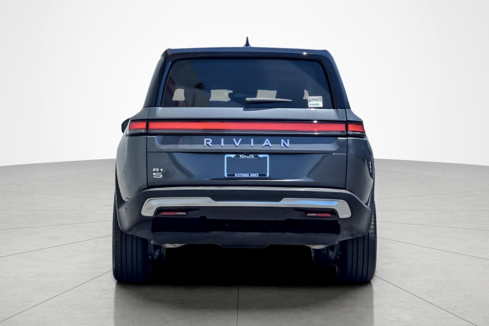 Used 2024 GRAY Rivian Adventure image 4
