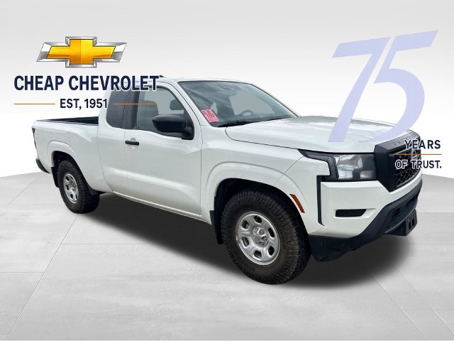 Used 2024 White Nissan S image 7
