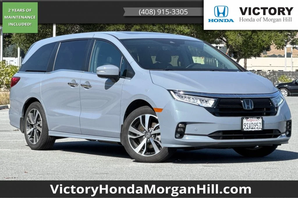 2024 Honda Odyssey Touring's photo