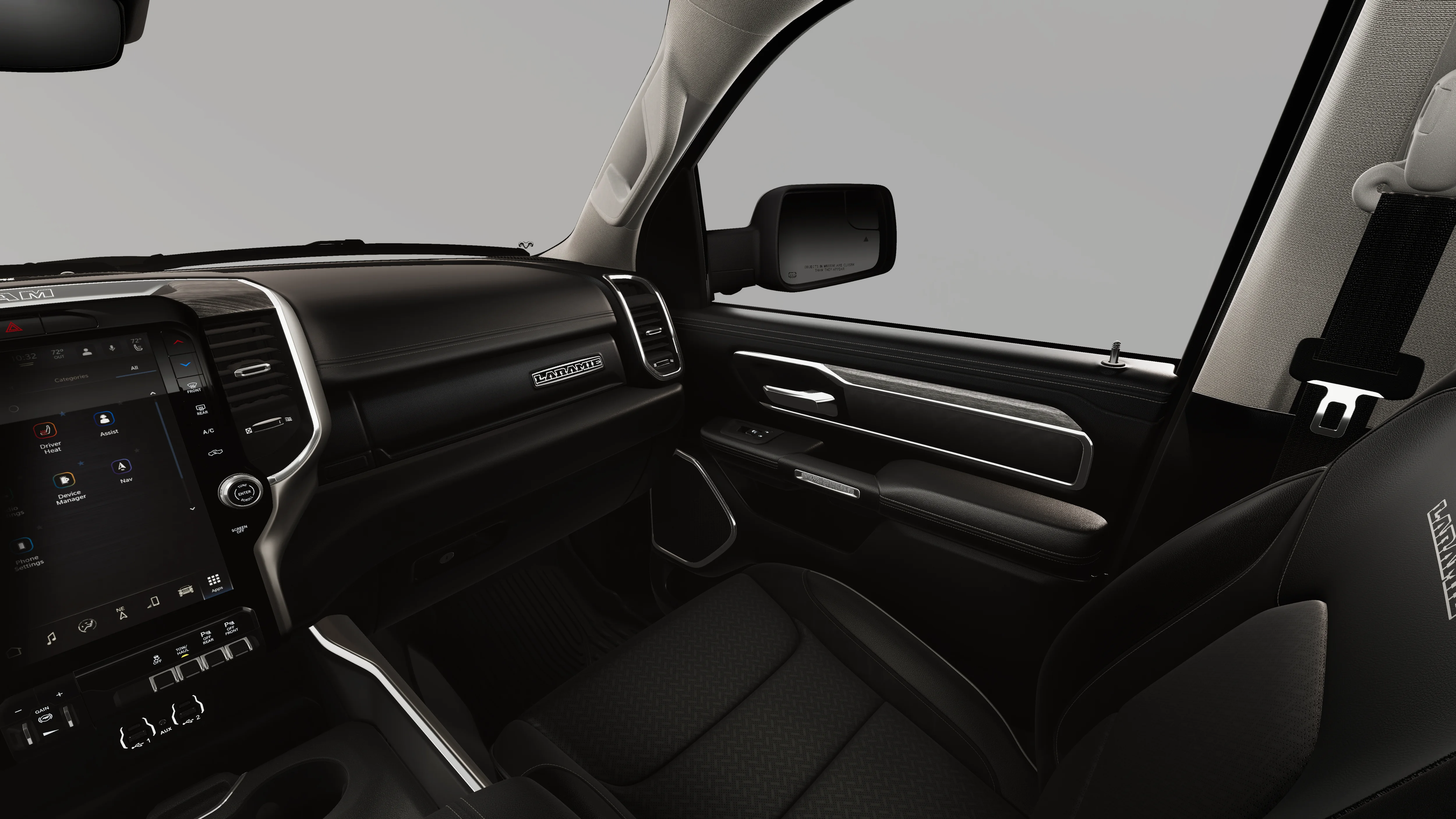 New 2026 Diamond Black Crystal Pearl-Coat Exterior Paint RAM LARAMIE image 7