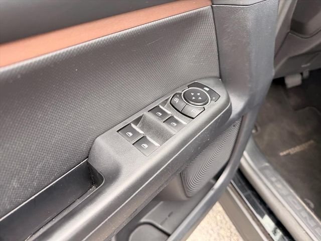 Used 2022 Black Ford Outer Banks image 11