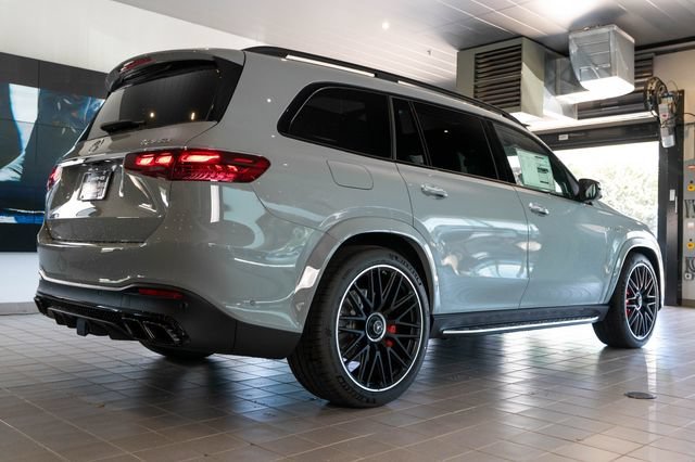 New 2026 MANUFAKTUR Alpine Grey Mercedes-Benz GLS 63 AMG® image 51