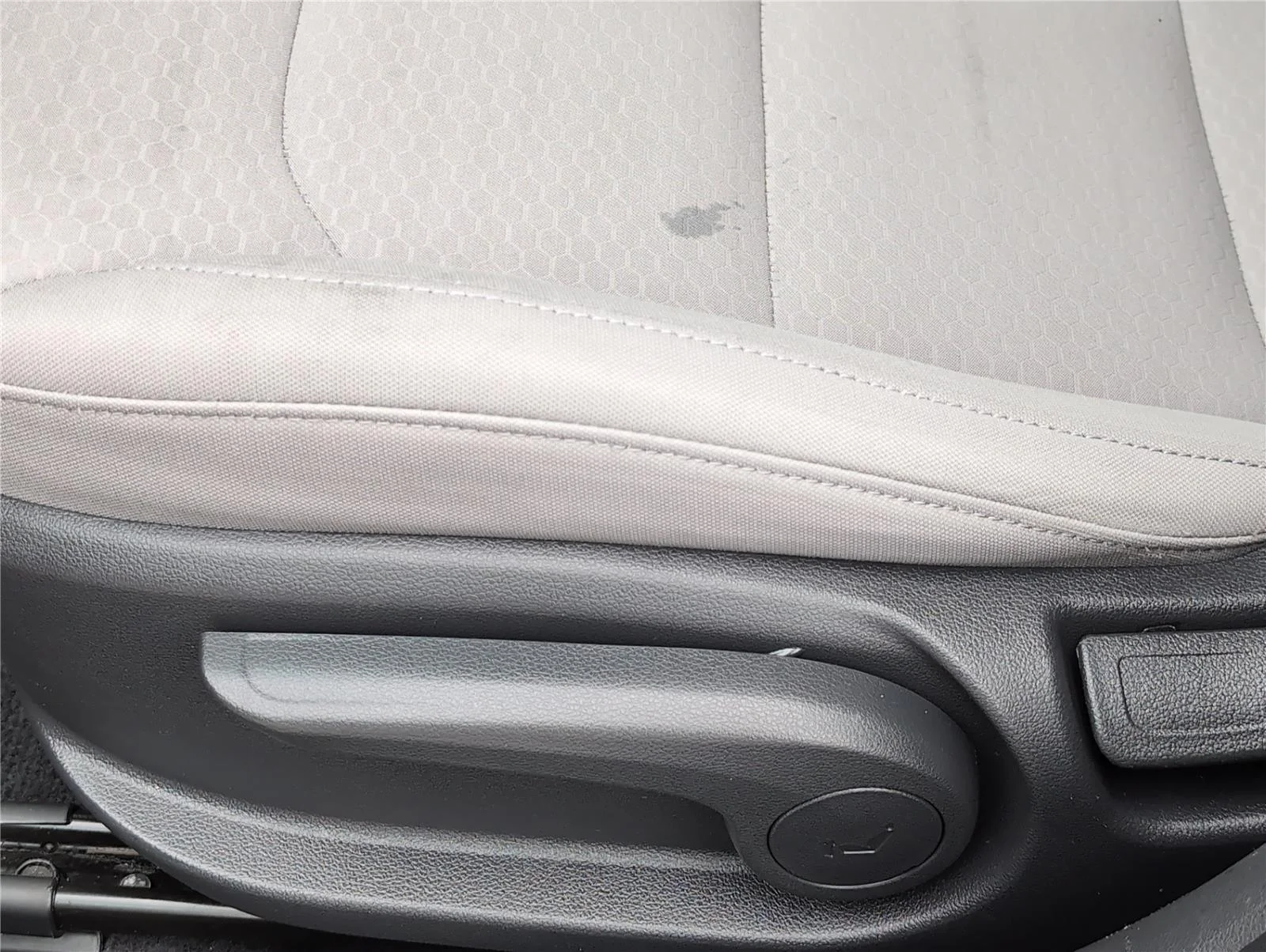 Used 2020 Lakeside Blue Hyundai SEL image 18