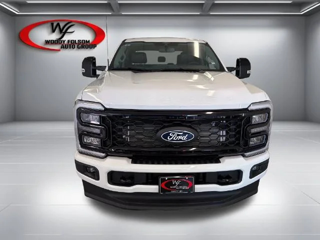 New 2027 Star White Metallic Tri-Coat Ford F-250® Lariat® image 18