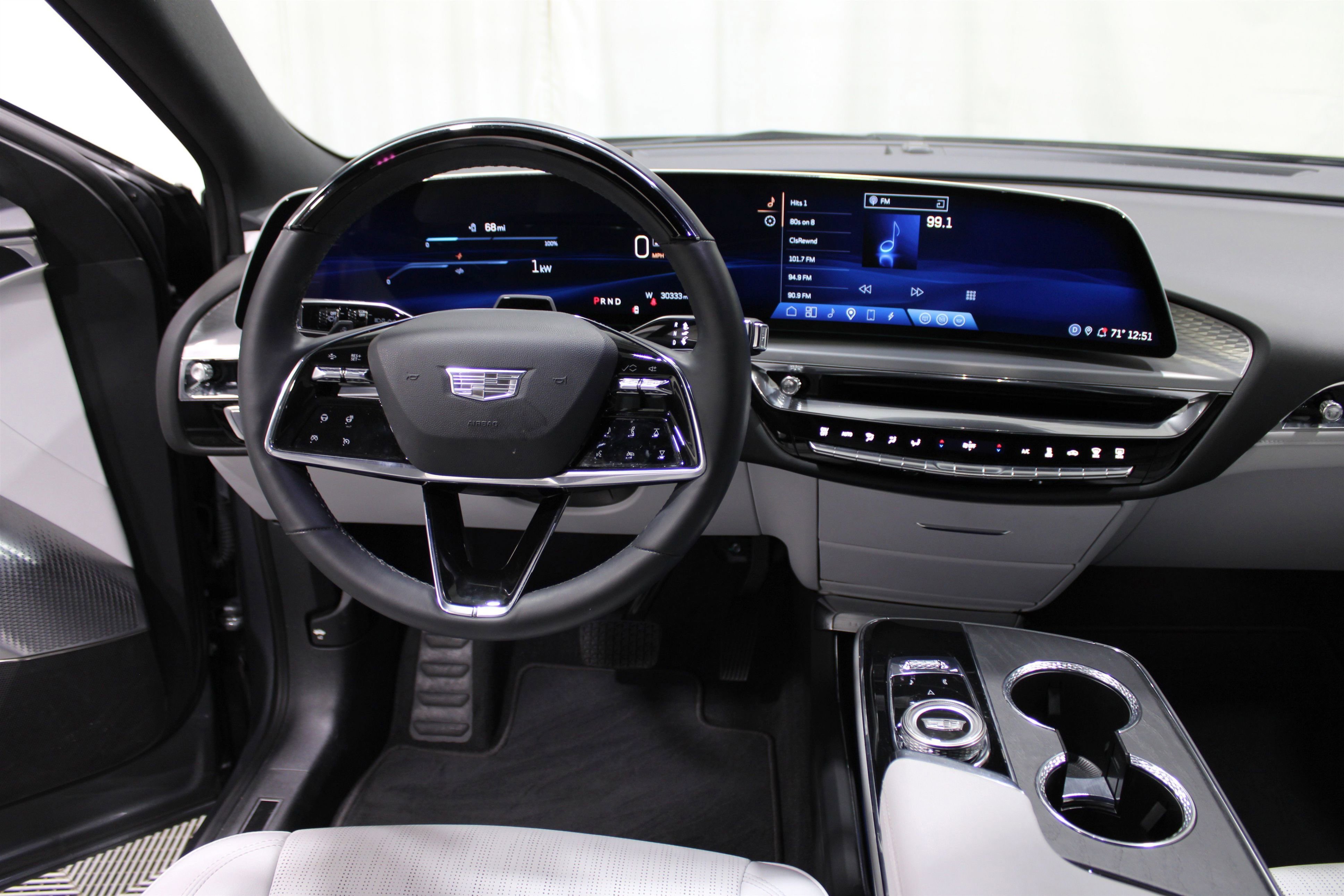 Certified 2023 Cadillac LYRIQ Luxury with VIN 1GYKPMRK5PZ000267 for sale in Wichita, KS