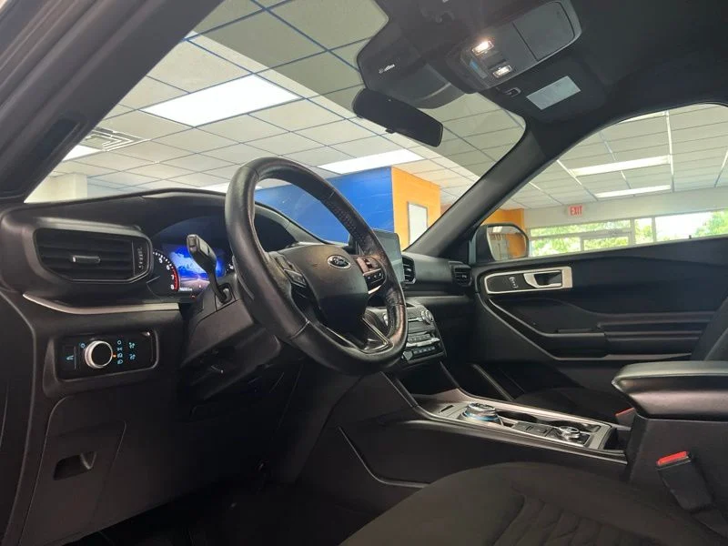 Used 2020 Gray Ford XLT image 19