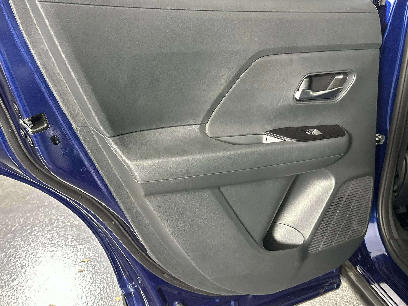 New 2026 Deep Blue Pearl Nissan SR image 30