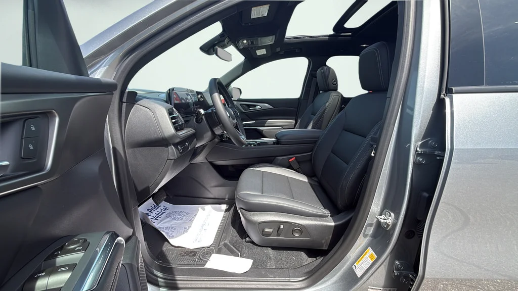 2026 Chevrolet Traverse LT - Photo 21