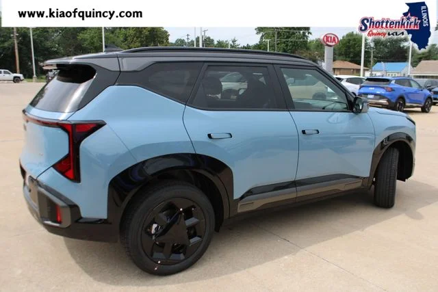 New 2027 Blue Kia X-Line S image 4
