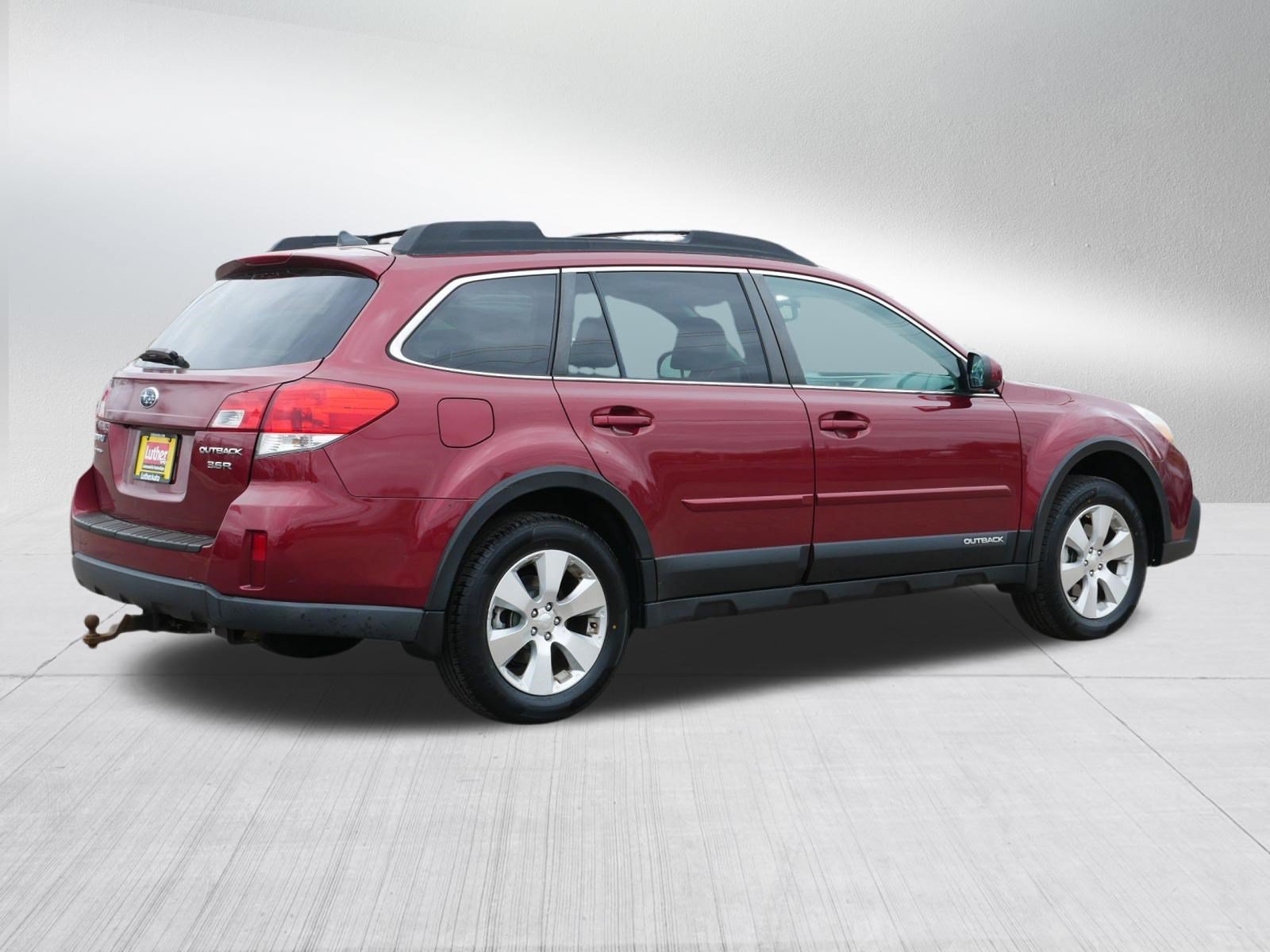 Used 2013 Venetian Red Pearl Subaru 3.6R Limited image 7