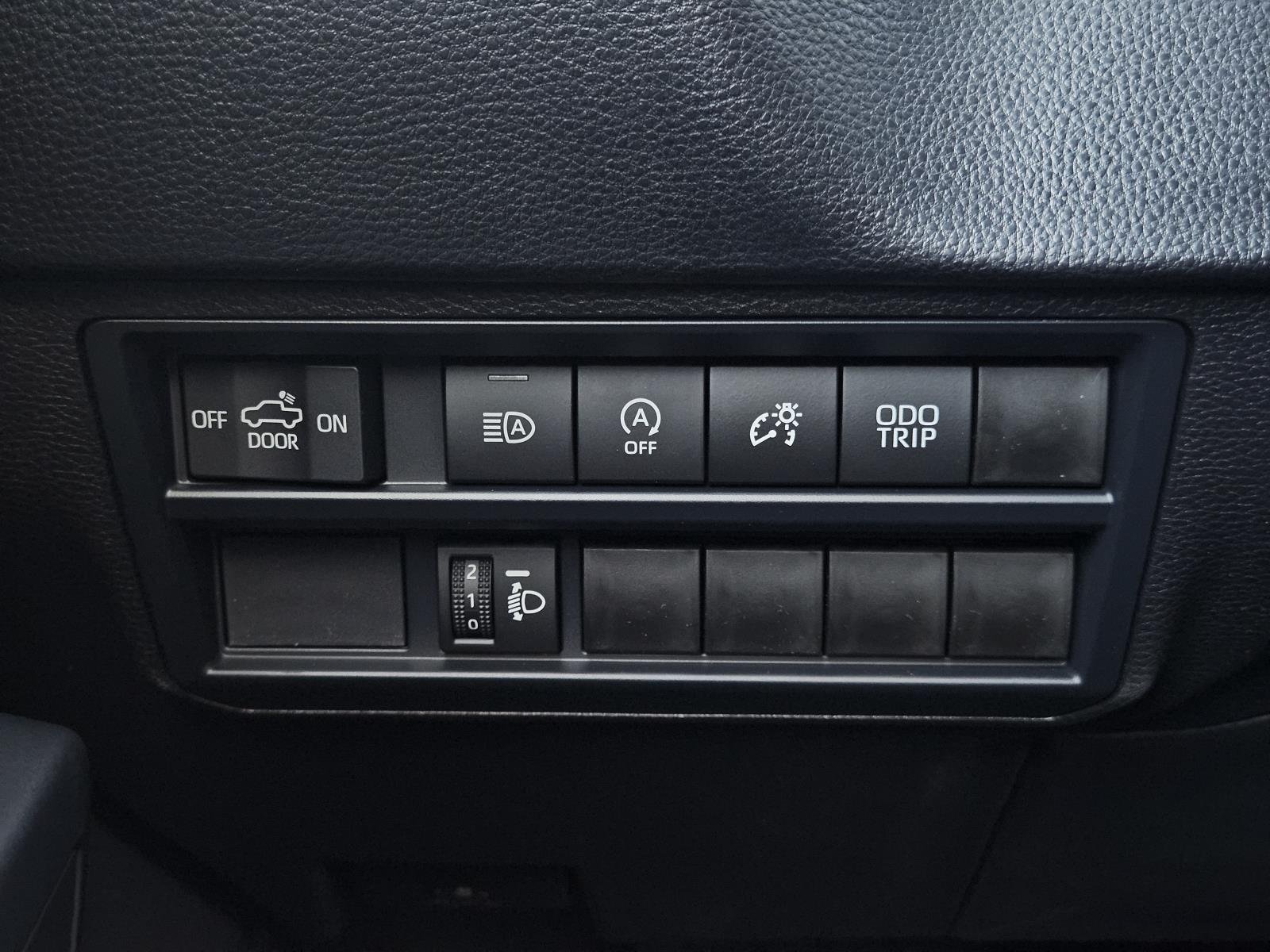 2026 Toyota Tundra SR5 - Photo 20