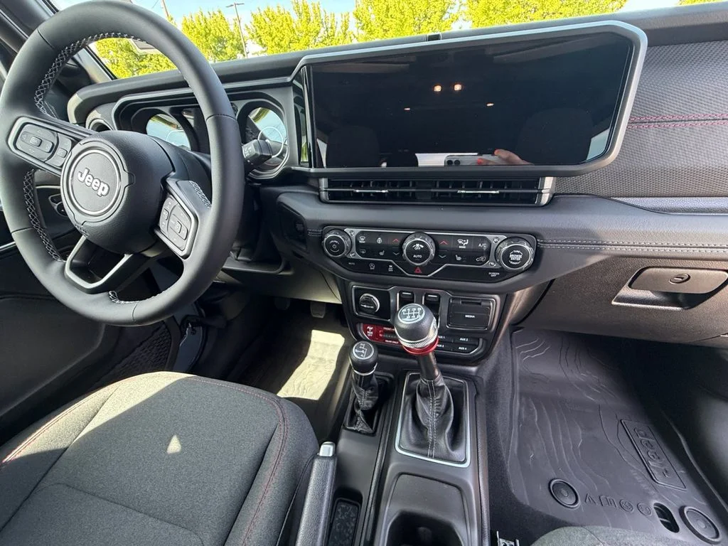 Used 2025 Gray Jeep Rubicon image 12