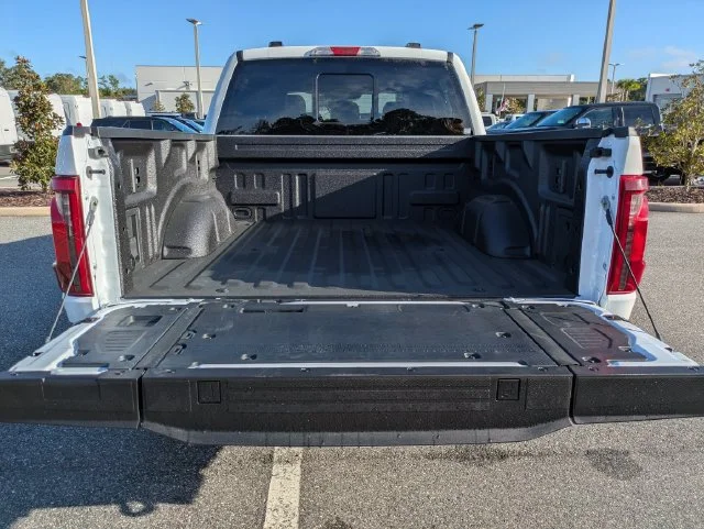 New 2026 Oxford White Ford Tremor® image 13