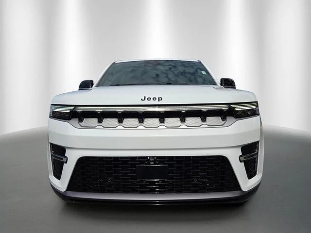 New 2026 Bright White Clear-Coat Exterior Paint Jeep  image 2
