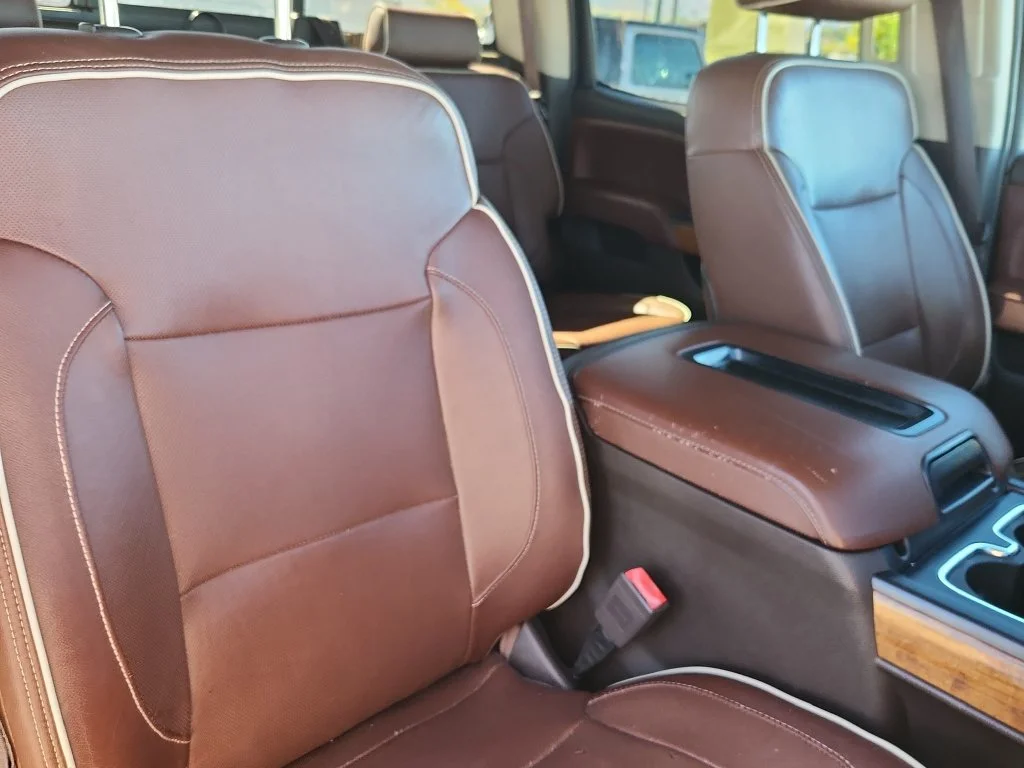 Used 2014 White Chevrolet High Country image 17