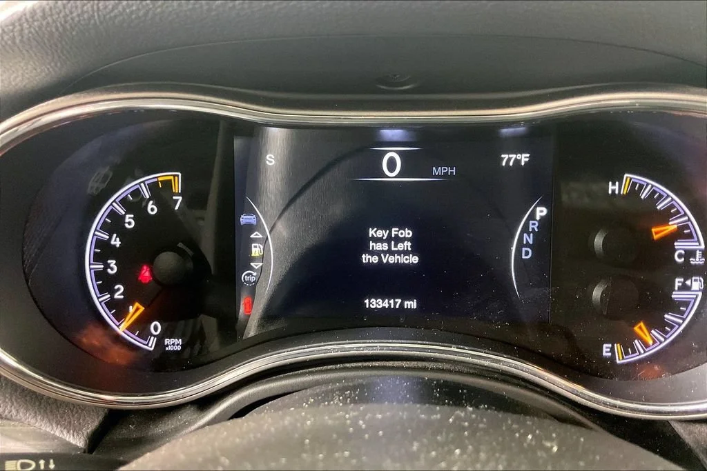 Certified Used 2019 Brown Jeep Limited 4x4 image 12