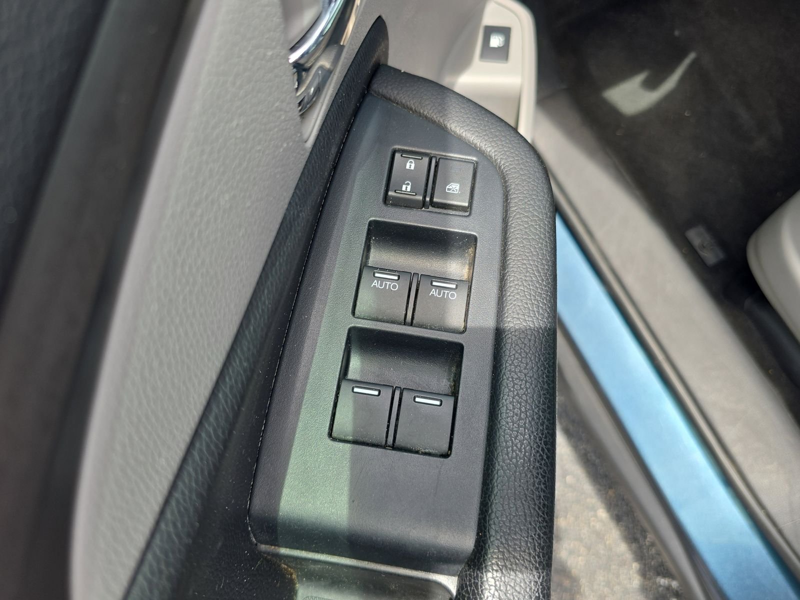 Used 2021 Gray Honda EX image 15