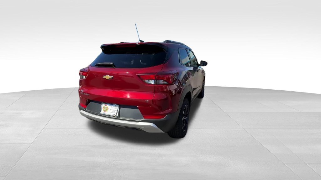 Used 2023 Red Chevrolet LT image 7