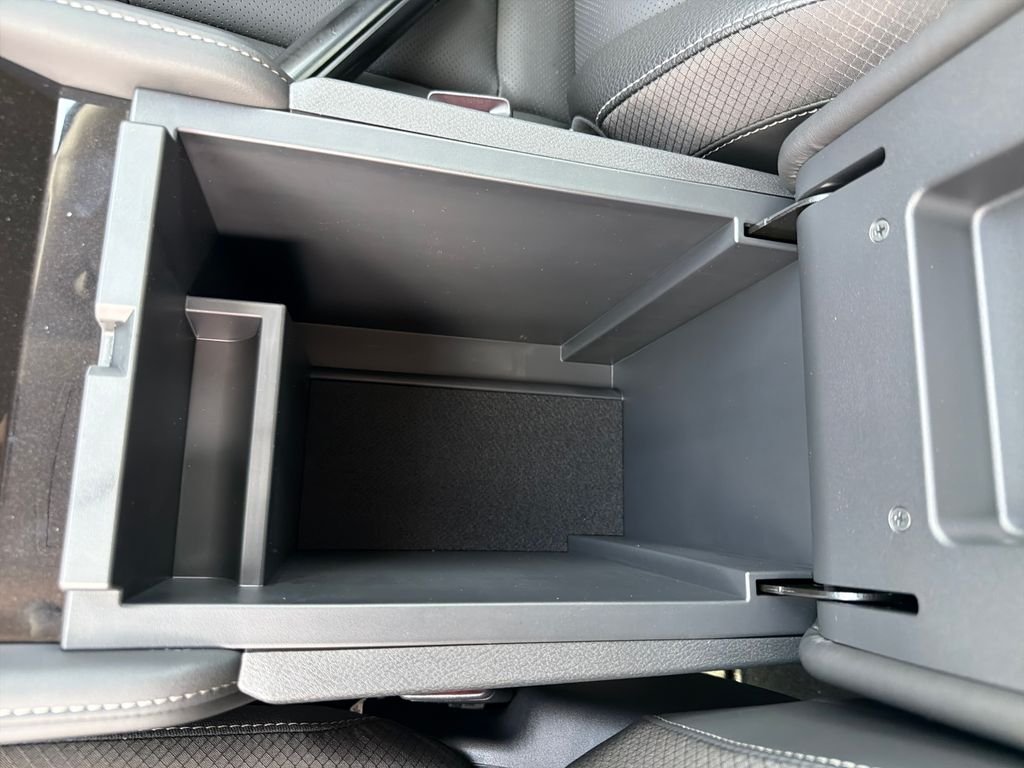 New 2026 Nissan Pathfinder SL 4D Sport Utility