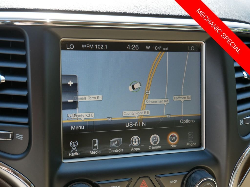 Used 2015 White Jeep Limited image 21