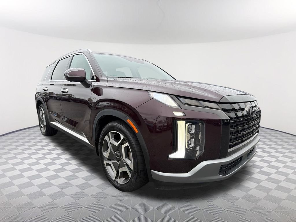 Used 2023 Red Hyundai SEL image 3