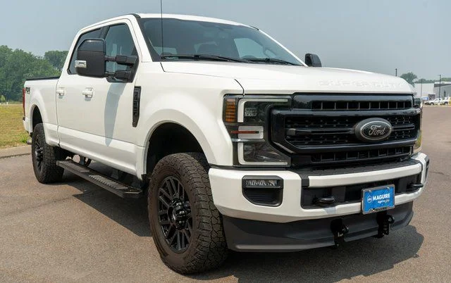 Used 2020 White Ford Lariat image 4