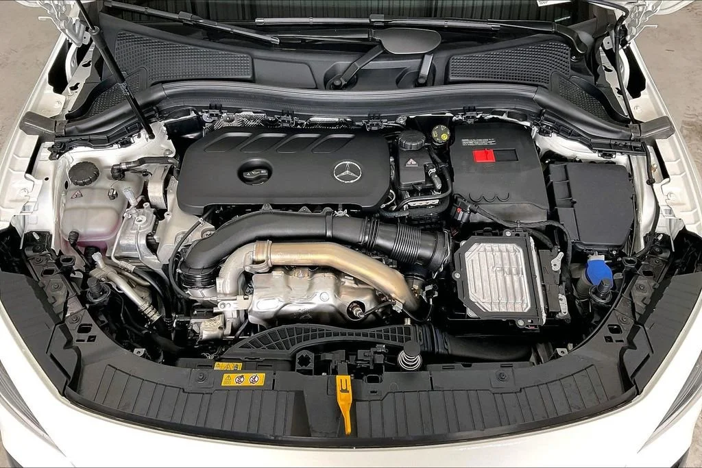 New 2026 Polar White Mercedes-Benz GLA 250 image 28