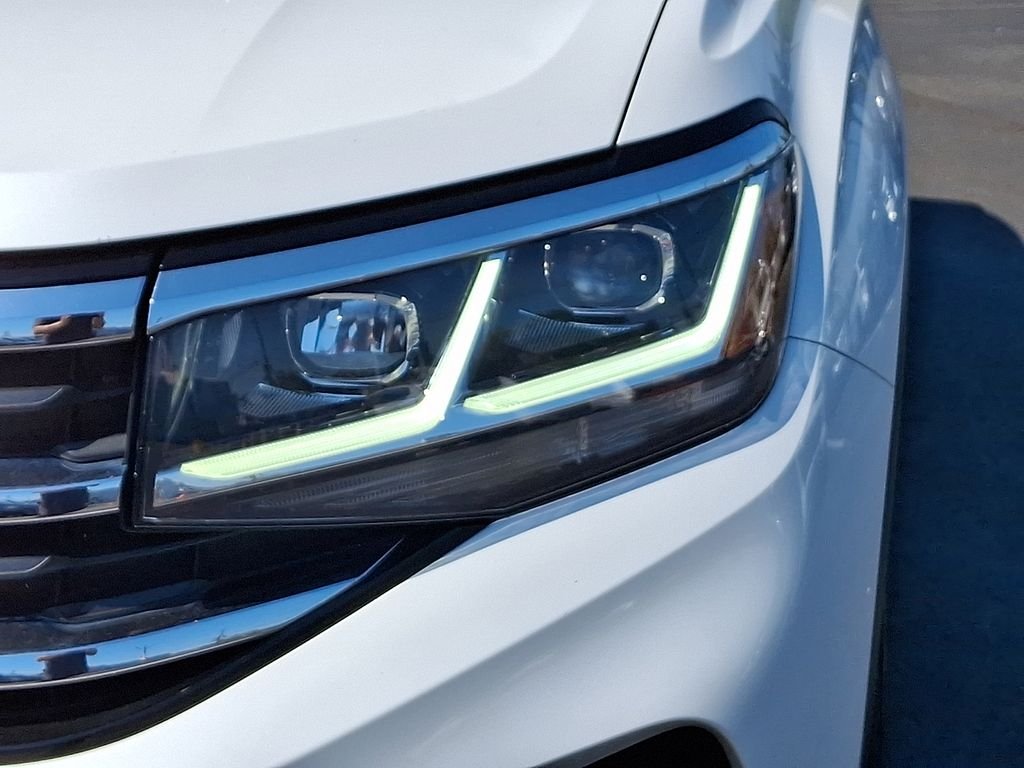 Certified Used 2023 White Volkswagen SEL image 10