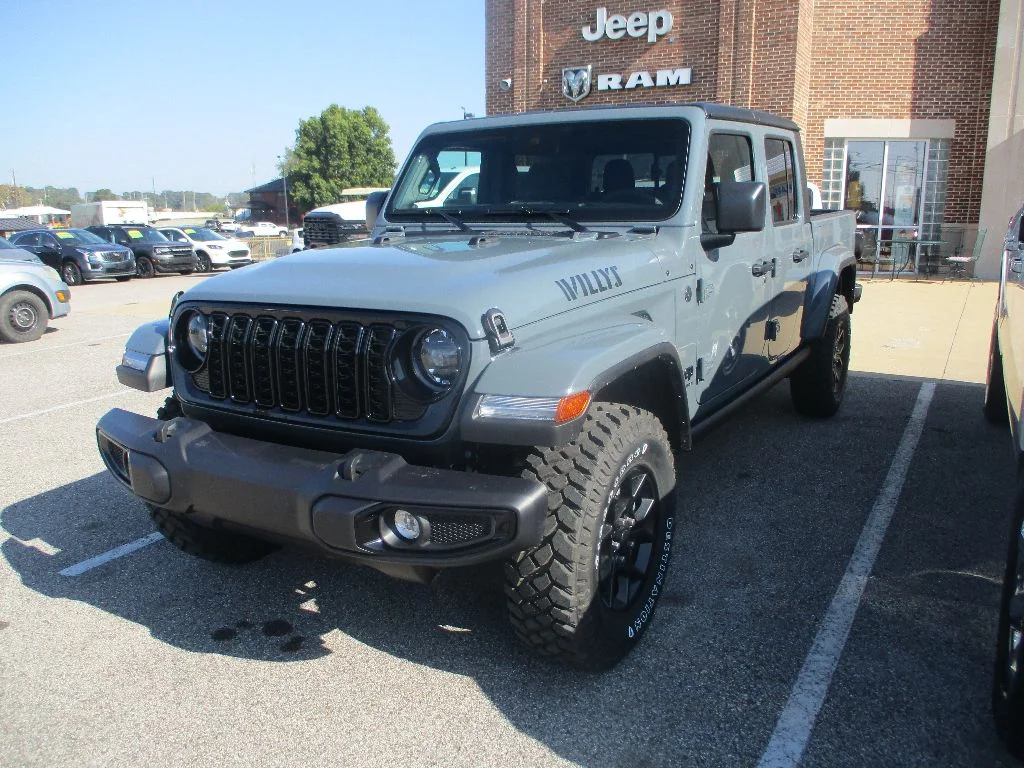 2025 Jeep Gladiator Willys Auto's photo