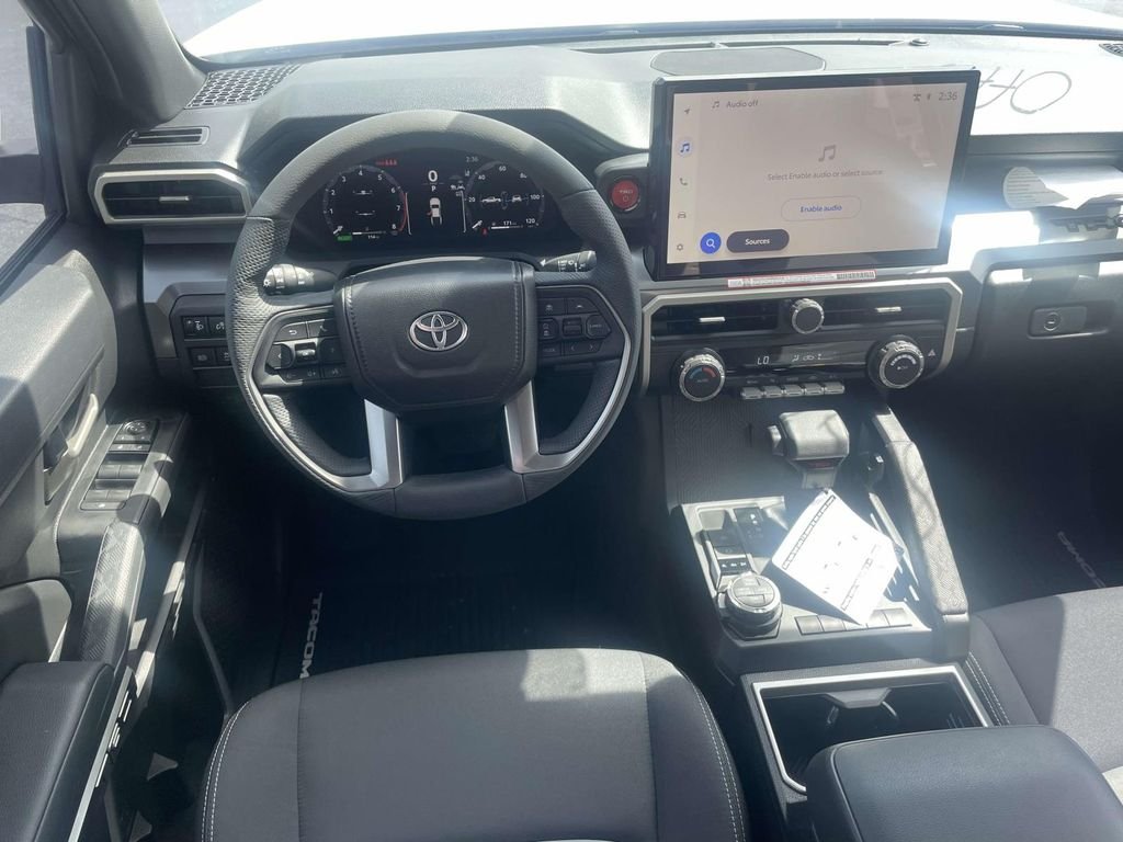 2025 Toyota Tacoma TRD Off Road - Photo 12