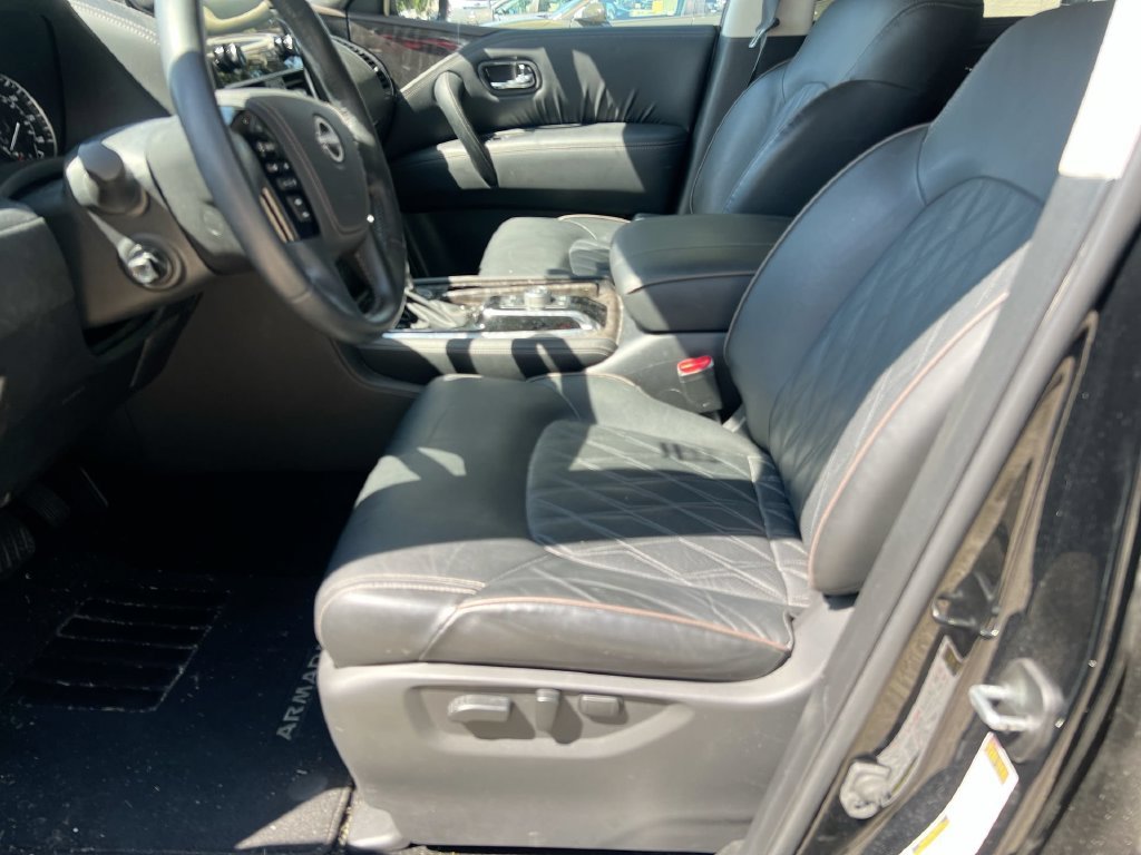 Used 2023 Black Nissan Platinum image 13