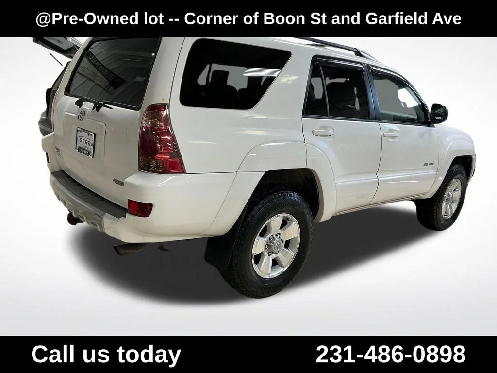 Used 2003  Toyota SR5 image 8