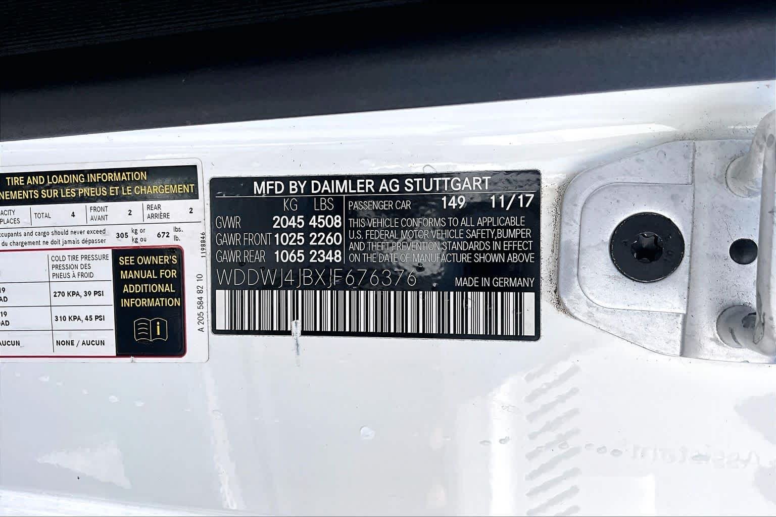 Used 2018 Polar White Mercedes-Benz C 300 image 37