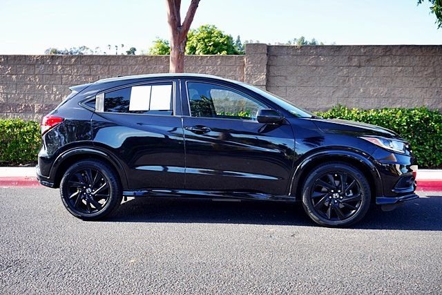 Used 2021  Honda Sport image 6