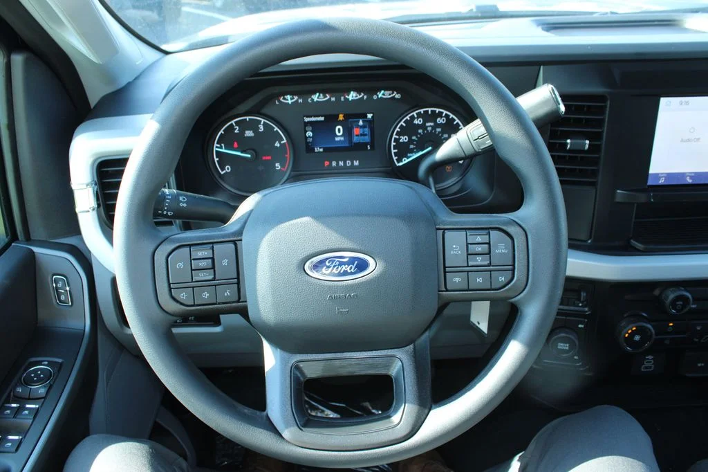 New 2026 Agate Black Metallic Ford F-250® XLT image 43