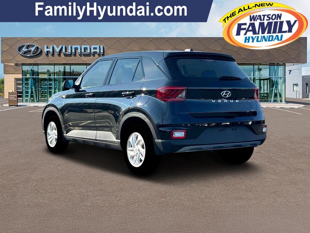 2025 Hyundai Venue SE - Photo 5