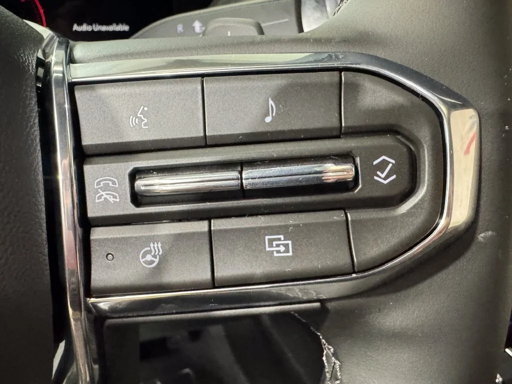 2026 GMC Yukon XL Denali - Photo 19