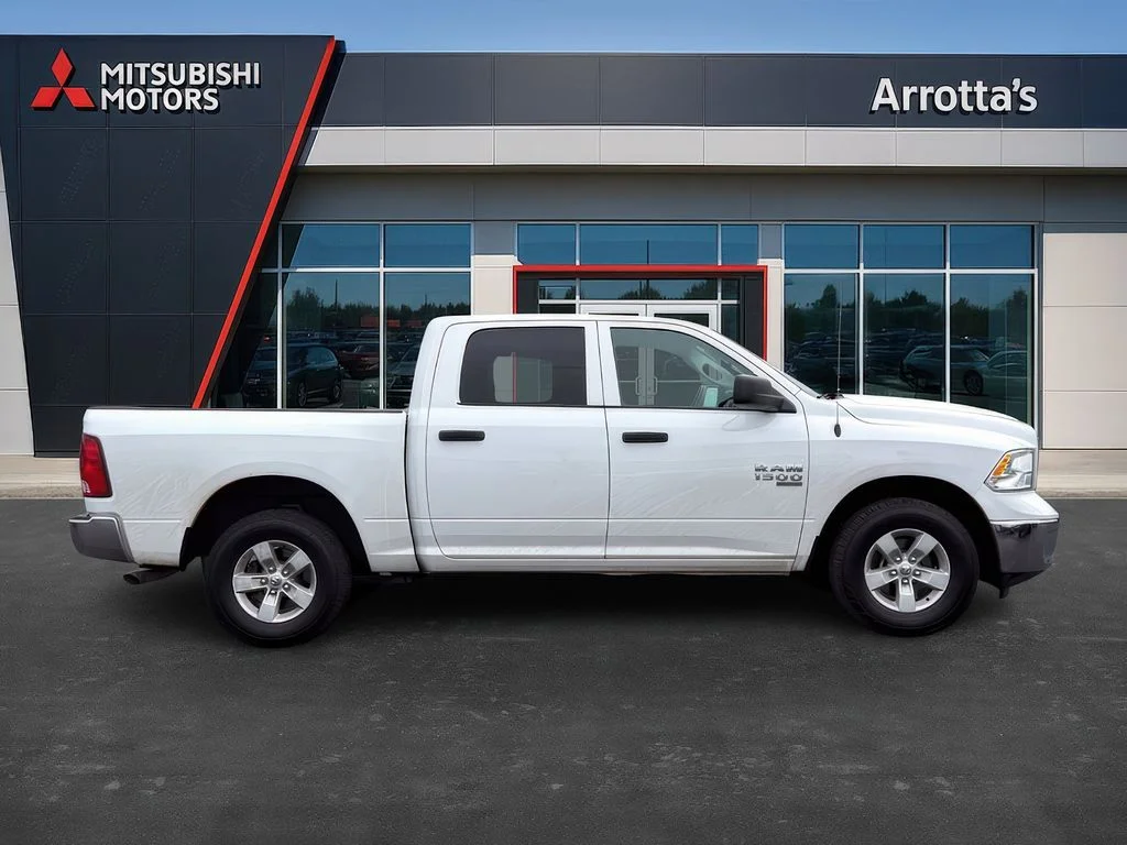 Used 2022 Bright White Ram SLT image 8