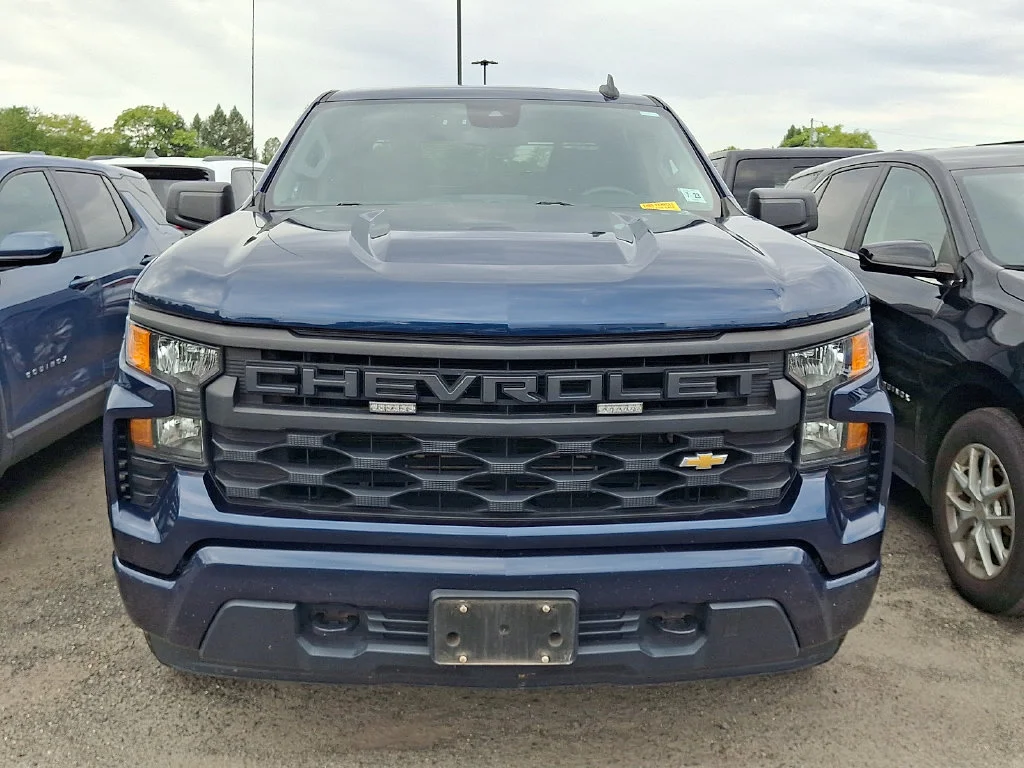 Used 2022 NORTHSKY BLUE METALLIC Chevrolet Custom image 2