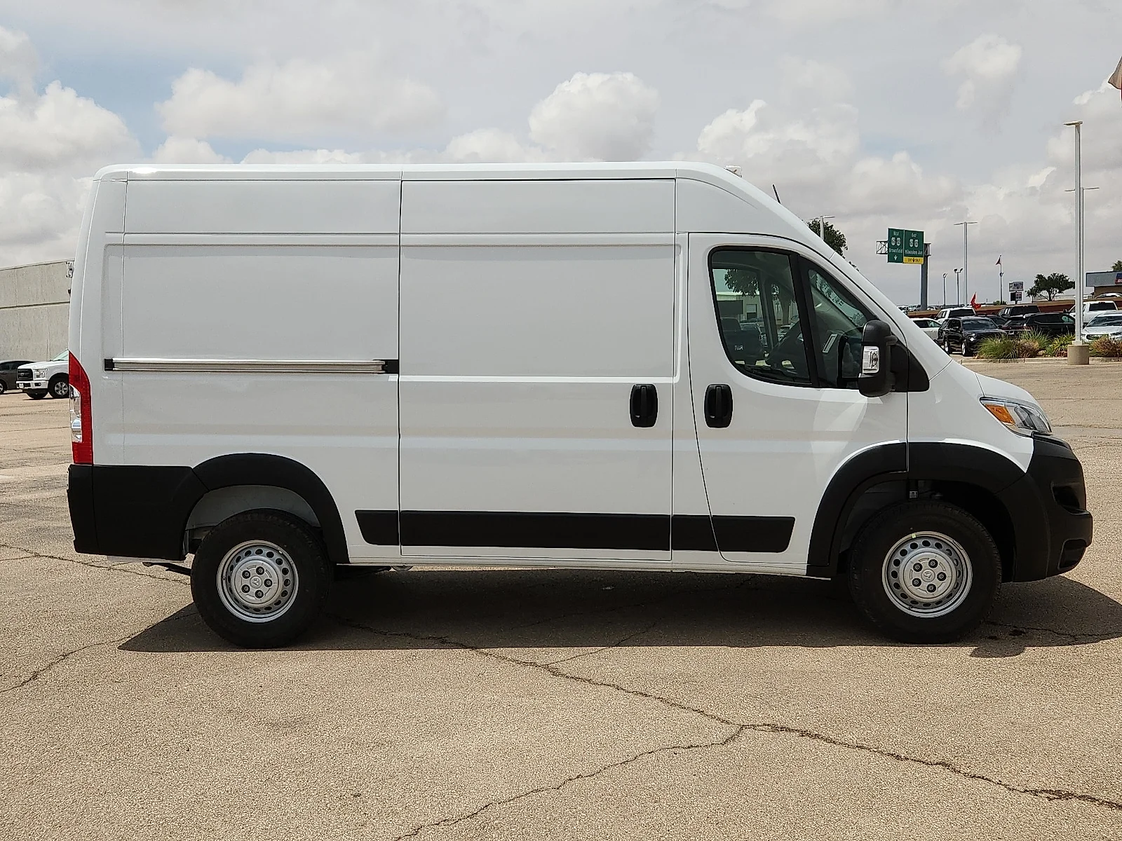 New 2026 Bright White Clear-Coat  Paint Ram PROMASTER 1500 TRADESMAN CARGO VAN HIGH ROOF 136