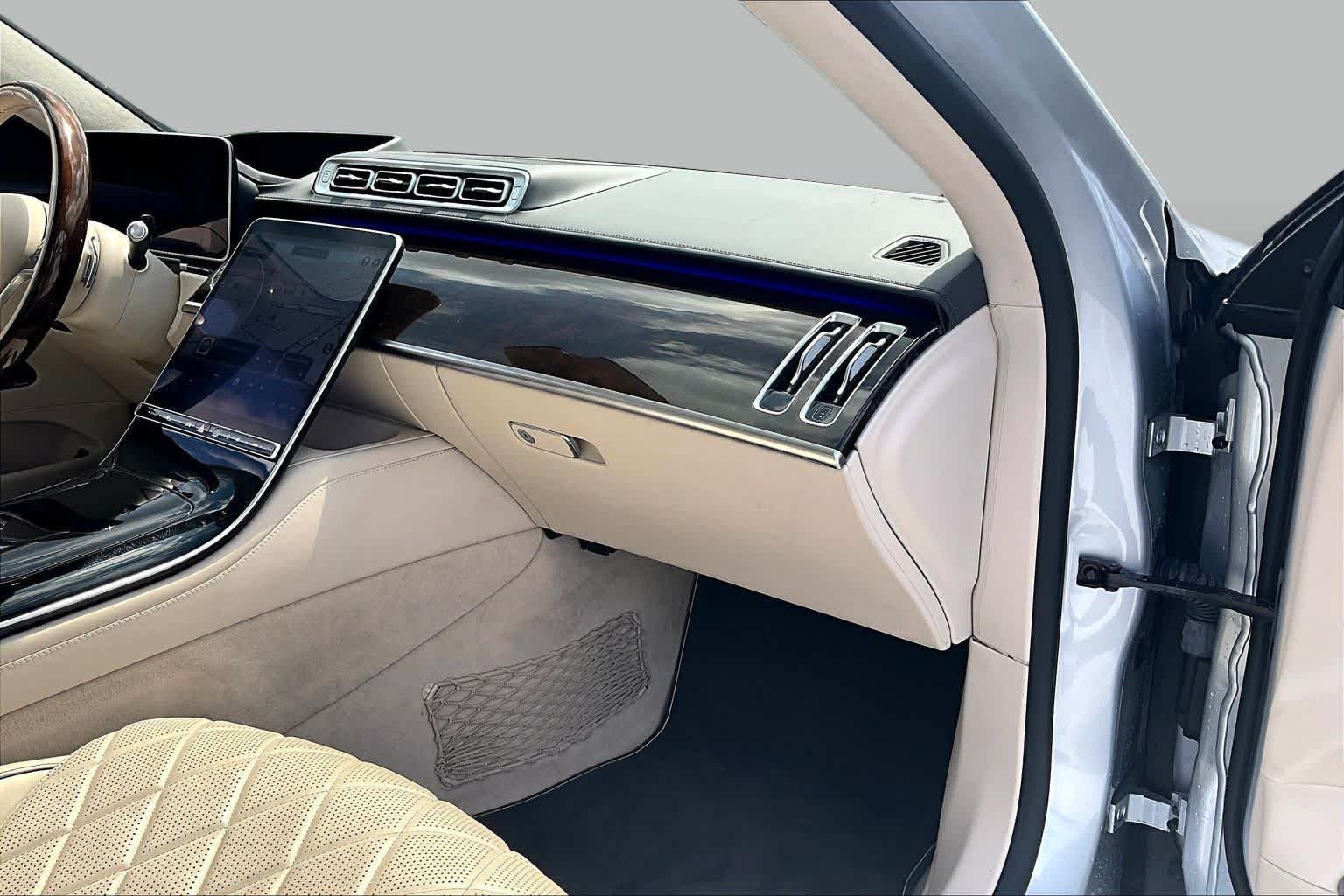 Used 2021 Cirrus Silver Mercedes-Benz S 580 image 19