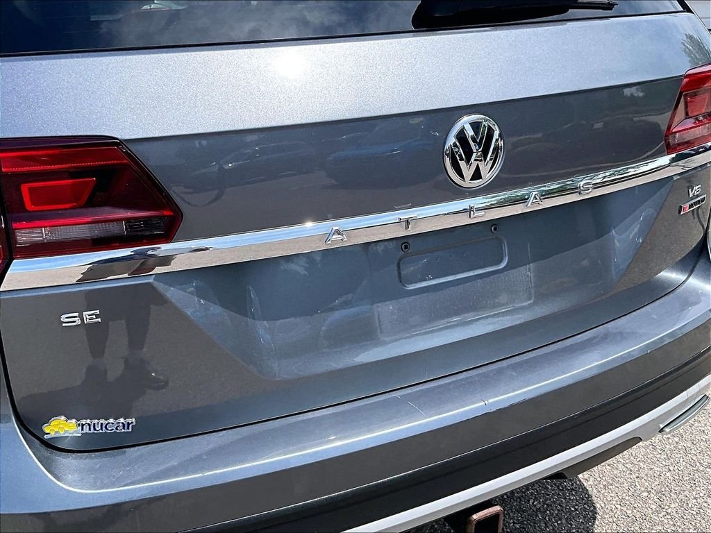 Used 2020 Gray Volkswagen 3.6L V6 SE image 28