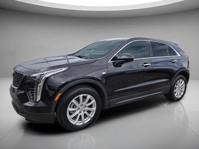 Used 2023 Stellar Black Metallic Cadillac FWD Luxury image 9