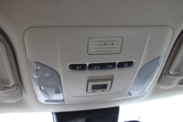 Used 2022 White Toyota LE image 12