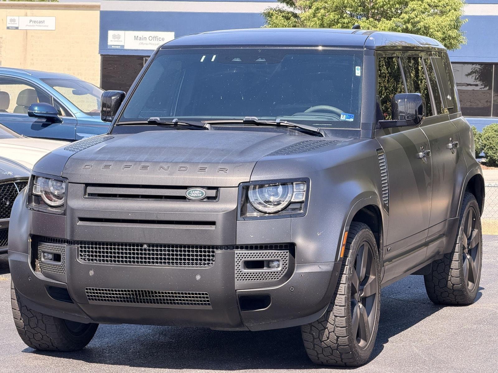 Used 2023 Carpathian Grey Premium Metallic Land Rover Carpathian Edition image 23