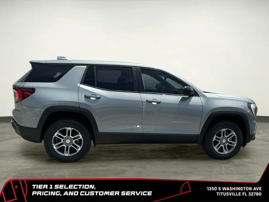 New 2026 Sterling Metallic GMC Elevation image 8